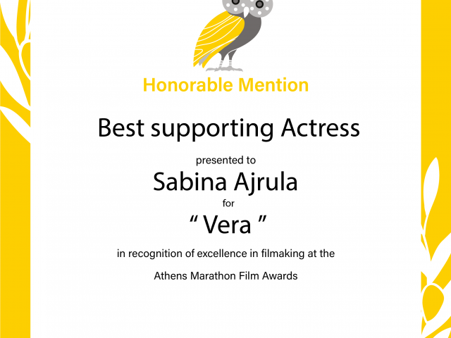 Best supporting Actress HONORABLE MENTION 2021